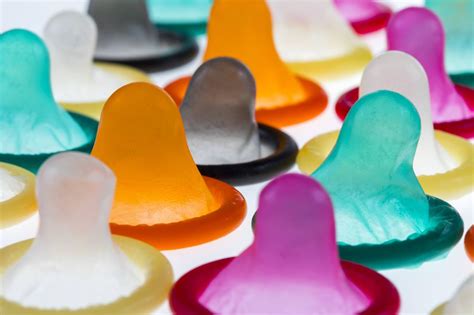 Blowjob ohne Kondom gegen Aufpreis Bordell Mürzzuschlag
